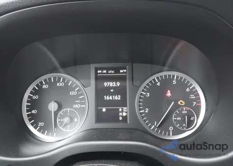 2016 Mercedes-Benz Metris из США, поврежденный, VIN WD4PG2EEXG3097393